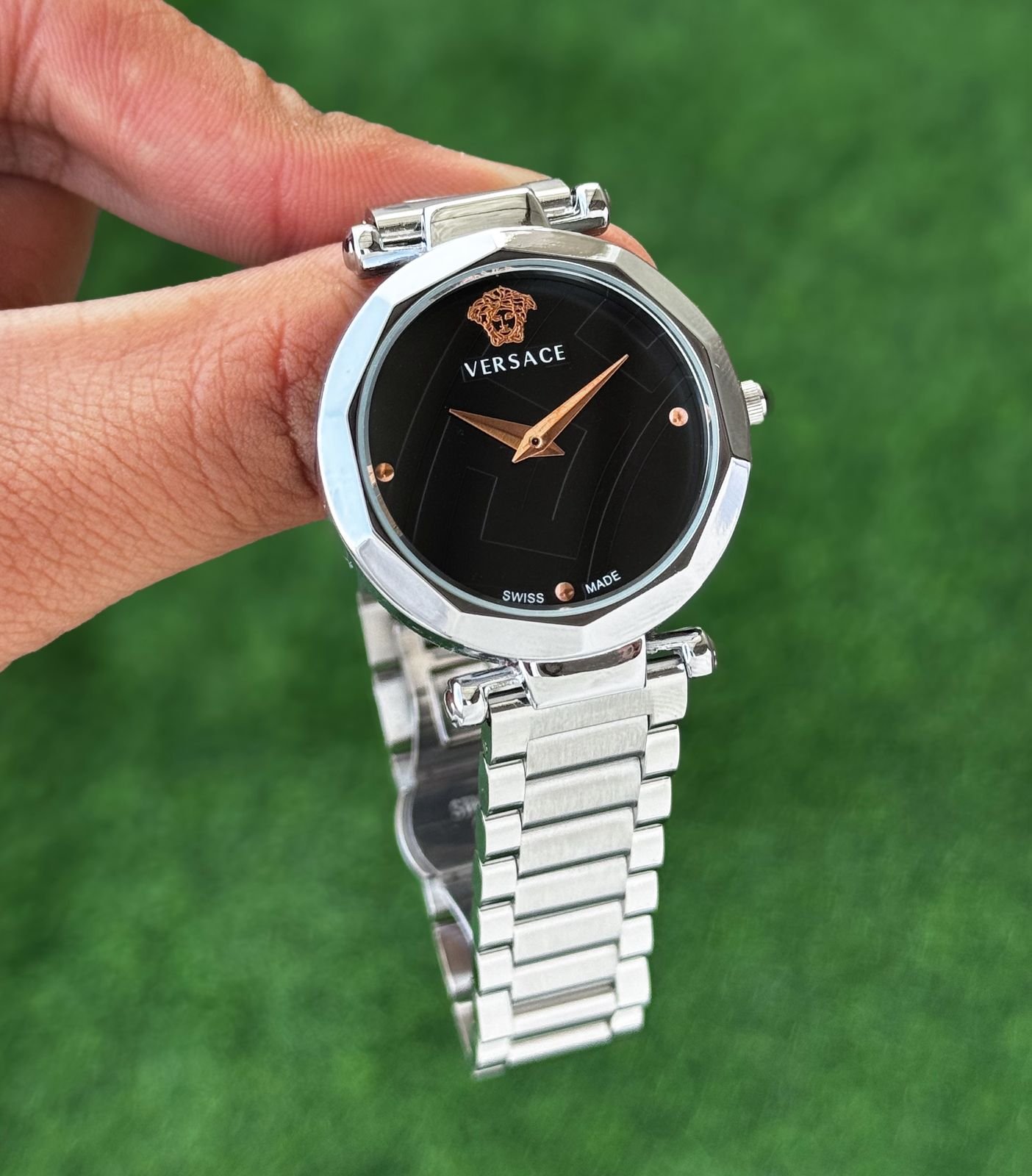 WhatsApp Image 2025-12-23 at 11.48.08 PM (1)