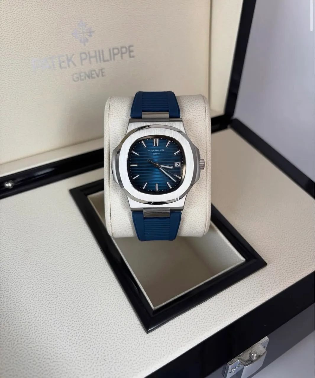 Patek Philippe Nautilus 5711/1A